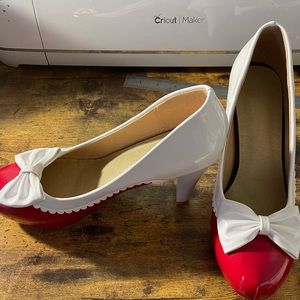 Red and White Pumps! Never Worn! Sz 9!
